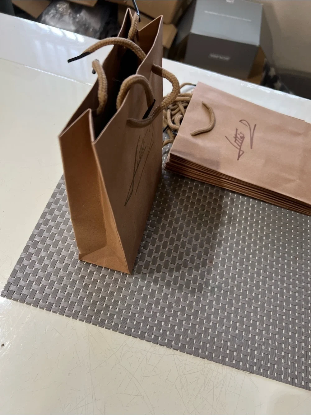Brown Men’s Gift Shopper Bag - Stylish Everyday Carry 8 bags